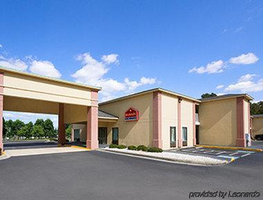 Days Inn By Wyndham Lugoff Exterior foto